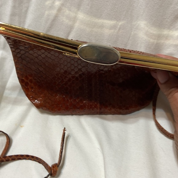 Vintage Small Dark Brown Snake Skin Evening Purse W/Thin Strap Metal hardware - Picture 4 of 12